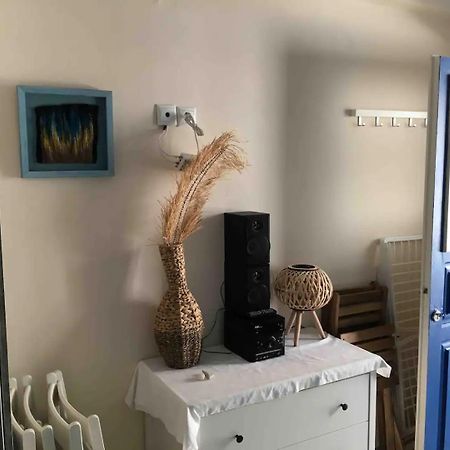 Cozy Studio In Beautiful Apollonas Beach Naxos Apollon  ภายนอก รูปภาพ